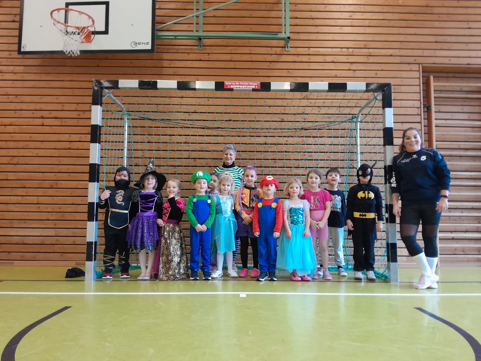 Kinderturnen TSV Hirsau – Bewegung in der Sporthalle